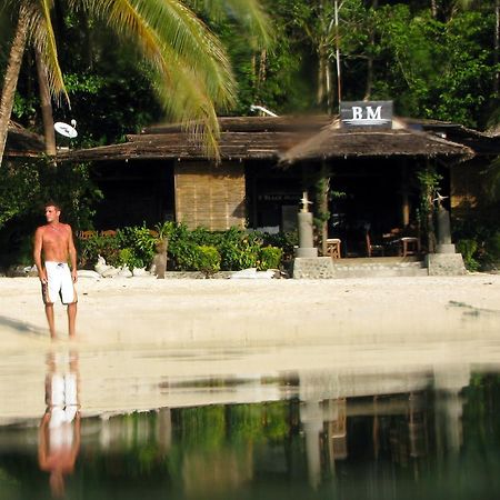 Black Marlin - Kadidiri Batudaka Exterior photo