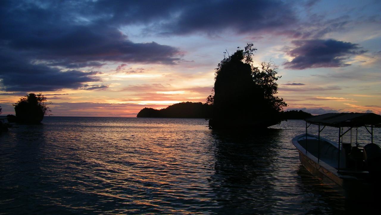 Black Marlin - Kadidiri Batudaka Exterior photo