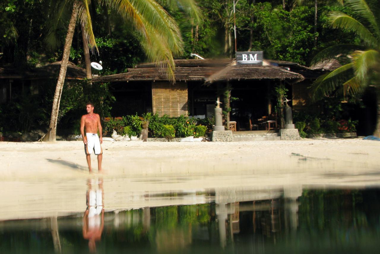 Black Marlin - Kadidiri Batudaka Exterior photo