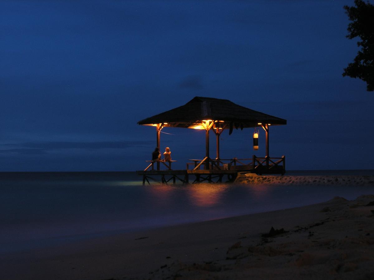 Black Marlin - Kadidiri Batudaka Exterior photo